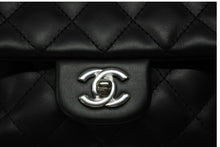 画像をギャラリービューアに読み込む, 新品未使用 CHANEL シャネル CHANEL UNIFORM シャネル ユニフォーム ウエストバッグ ショルダーバッグ ココマーク ランダム番台 中古 4b007100