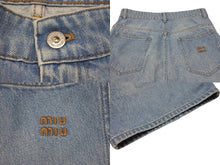 Load image into Gallery viewer, 極美品 MIUMIU ミュウミュウ Denim Short Pants ロゴマーク入り デニムショートパンツ コットン サイズ38 中古 4b007108