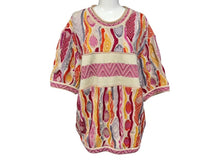 Load image into Gallery viewer, COOGI クージー vintage 半袖 3D立体ニット 編み込み マルチカラー ベージュピンクイエロー系 サイズSS 美品 中古 4b007110