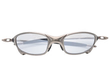 画像をギャラリービューアに読み込む, OAKLEY オークリー X-METAL JULIET ジュリエット サングラス メタルフレーム TITANIUM チタン シルバー 美品 中古 4b007132
