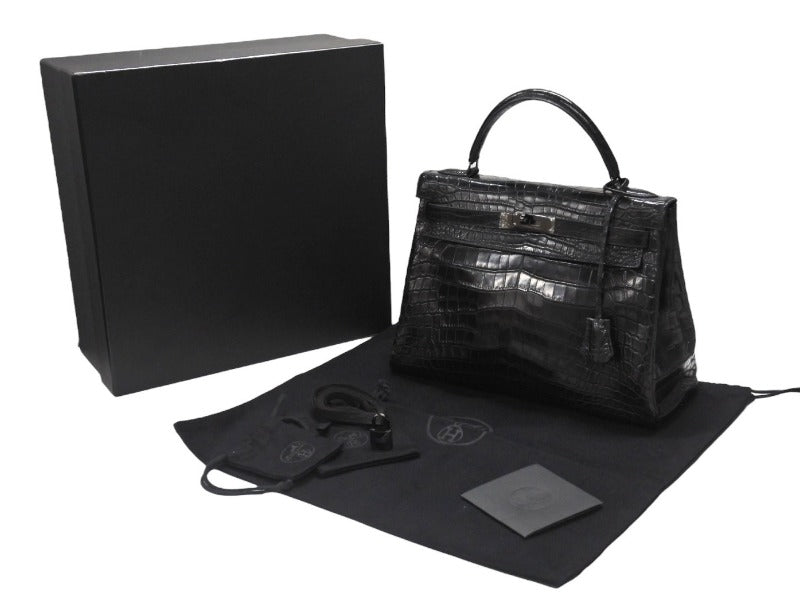 Like new HERMES Kelly 32 Outside stitching So black □N stamp Niloticus matte Black hardware Handbag 2WAY Used 4b007135