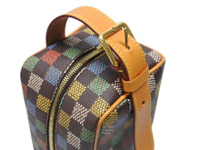 画像をギャラリービューアに読み込む, 極美品 LOUIS VUITTON ルイヴィトン LVバーズダミエ ロッカー ドップキット クラッチバッグ 2025SS N00151 ブラウン マルチカラー 中古 4b007143