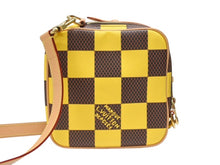 画像をギャラリービューアに読み込む, 極美品 LOUIS VUITTON ルイヴィトン ダミエ ポップ チェス メッセンジャー ショルダーバッグ N40562 イエロー ブラウン ハンドバッグ ファレル 2023年 中古 4b007181