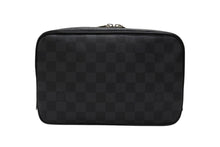 画像をギャラリービューアに読み込む, 極美品 LOUIS VUITTON ルイヴィトン トゥルース トワレ GM クラッチバッグ ダミエ コバルト N40484 シルバー金具 中古 4b007216