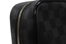 画像をギャラリービューアに読み込む, 極美品 LOUIS VUITTON ルイヴィトン トゥルース トワレ GM クラッチバッグ ダミエ コバルト N40484 シルバー金具 中古 4b007216