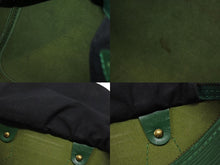 Load image into Gallery viewer, 極美品 LOUIS VUITTON ルイヴィトン エピ スピーディ25 ハンドバッグ M43014 ボルネオグリーン レザー 中古 4b007245