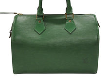 Load image into Gallery viewer, 極美品 LOUIS VUITTON ルイヴィトン エピ スピーディ25 ハンドバッグ M43014 ボルネオグリーン レザー 中古 4b007245