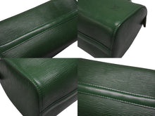 Load image into Gallery viewer, 極美品 LOUIS VUITTON ルイヴィトン エピ スピーディ25 ハンドバッグ M43014 ボルネオグリーン レザー 中古 4b007245