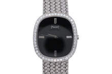 Load image into Gallery viewer, 極美品 PIAGET ピアジェ 腕時計 スクエア ベゼルダイヤ オパール文字盤 手巻き 重量約77.86G 18K/0750刻印 ブラック ホワイトゴールド 中古 4b007256
