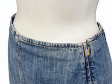 Load image into Gallery viewer, 極美品 MIUMIU ミュウミュウ デニムスカート ボトムス AMM1 2019 421 イタリア製 コットン ブルー サイズ38 中古 4b007280