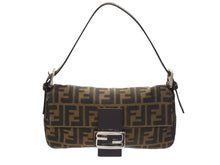 画像をギャラリービューアに読み込む, FENDI フェンディ マンマバケット ワンショルダーバッグ 26424 ズッカ柄 キャンバス レザー ブラウン シルバー金具 美品 中古 4b007309