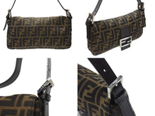 画像をギャラリービューアに読み込む, FENDI フェンディ マンマバケット ワンショルダーバッグ 26424 ズッカ柄 キャンバス レザー ブラウン シルバー金具 美品 中古 4b007309