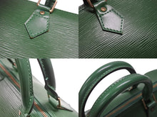 Load image into Gallery viewer, LOUIS VUITTON ルイヴィトン スピーディ30 ハンドバッグ M43004 カバン エピ グリーン レザー ゴールド金具 美品 中古 4b007315