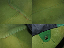 Load image into Gallery viewer, LOUIS VUITTON ルイヴィトン スピーディ30 ハンドバッグ M43004 カバン エピ グリーン レザー ゴールド金具 美品 中古 4b007315