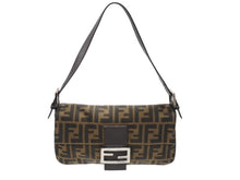 画像をギャラリービューアに読み込む, 極美品 FENDI フェンディ マンマバケット ワンショルダーバッグ 26424 ズッカ柄 キャンバス レザー ブラウン シルバー金具 中古 4b007319