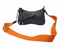 Load image into Gallery viewer, 極美品 Christian Dior クリスチャンディオール ショルダーバッグ トロッター キャンバス ネイビー オレンジ シルバー金具 中古 4b007326