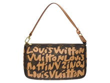画像をギャラリービューアに読み込む, 極美品 LOUIS VUITTON ルイヴィトン ポシェットアクセソワ―ル アクセサリーポーチ M92193 モノグラム グラフィティ ベージュ PVC レザー 中古 4b007329