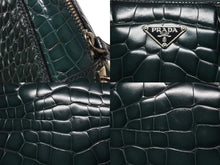 画像をギャラリービューアに読み込む, 極美品 PRADA プラダ ハンドバッグ トートバッグ トライアングルロゴ クロコダイル型押しレザー グリーン シルバー金具 中古 4b007331