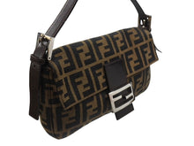 画像をギャラリービューアに読み込む, FENDI フェンディ マンマバケット ワンショルダーバッグ ズッカ柄 キャンバス レザー ブラウン シルバー金具 美品 中古 4b007338