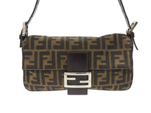 画像をギャラリービューアに読み込む, FENDI フェンディ マンマバケット ワンショルダーバッグ ズッカ柄 キャンバス レザー ブラウン シルバー金具 美品 中古 4b007344