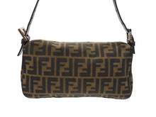 画像をギャラリービューアに読み込む, FENDI フェンディ マンマバケット ワンショルダーバッグ ズッカ柄 キャンバス レザー ブラウン シルバー金具 美品 中古 4b007344