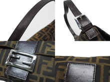 画像をギャラリービューアに読み込む, FENDI フェンディ マンマバケット ワンショルダーバッグ ズッカ柄 キャンバス レザー ブラウン シルバー金具 美品 中古 4b007344