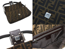 画像をギャラリービューアに読み込む, FENDI フェンディ マンマバケット ワンショルダーバッグ ズッカ柄 キャンバス レザー ブラウン シルバー金具 美品 中古 4b007344