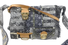 画像をギャラリービューアに読み込む, 極美品 LOUISVUITTON ルイヴィトン パッチワーク ポスティ メッセンジャーバッグ M95375 モノグラムデニム グレー 中古 4b007347