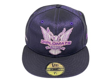 Load image into Gallery viewer, 新品同様 NEW ERA ニューエラ CAPTURE THE FLAG Dipset DIPLOMATS ディプセット ディプロマッツ 2004年 50周年記念 世界288個限定 ベースボールキャップパープル 4b007370