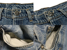 画像をギャラリービューアに読み込む, 極美品 CHROME HEARTS クロムハーツ LEVI'S 517 リーバイス 517 セメタリークロスパッチデニム ジーンズ サイズ32 15パッチ 中古 4b007406
