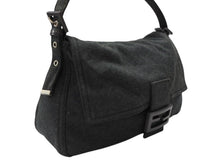 画像をギャラリービューアに読み込む, FENDI フェンディ マンマバケット ワンショルダーバッグ トートバッグ コットン メタル グレー メタルブラック 美品 中古 4b007417