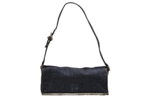 画像をギャラリービューアに読み込む, FENDI フェンディ ワンショルダーバッグ ハンドバッグ イタリア製 デニム レザー ネイビー シルバー金具 美品 中古 4b007424