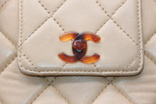 Load image into Gallery viewer, CHANEL シャネル チェーンワンショルダーバッグ 5番台 ココマーク ラムスキン ベージュ ブラウン べっ甲柄 美品 中古 4b007426