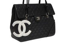 Load image into Gallery viewer, CHANEL シャネル カンボンライン ラージ トートバッグ A26181 10番台 ココマーク カーフスキン キルティング シルバー金具 美品 中古 4b012261