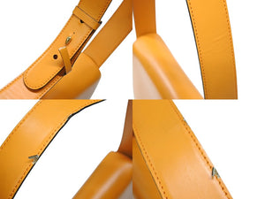 CELINE セリーヌ ワンショルダーバッグ ハンドバッグ MC96 イタリア製 レザー オレンジ ゴールド金具 美品 中古 4b007427