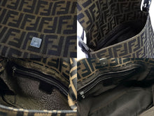 画像をギャラリービューアに読み込む, FENDI フェンディ マンマバケット ショルダーバッグ ズッカ柄 コットンキャンバス レザー ブラウン シルバー金具 美品 中古 4b007472