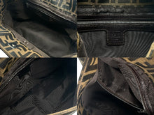 画像をギャラリービューアに読み込む, FENDI フェンディ マンマバケット ショルダーバッグ ズッカ柄 コットンキャンバス レザー ブラウン シルバー金具 美品 中古 4b007472