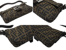 画像をギャラリービューアに読み込む, FENDI フェンディ マンマバケット ワンショルダーバッグ 222826424009 ズッカ柄 キャンバス レザー ブラウン シルバー金具 美品 中古 4b007476