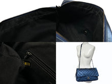 画像をギャラリービューアに読み込む, CHANEL シャネル Sフラップ Wチェーンショルダーバッグ 18番台 ココマーク キャビアスキン メタリックブルー 美品 中古 4b007489