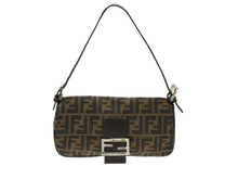 画像をギャラリービューアに読み込む, 極美品 FENDI フェンディ マンマバケット ワンショルダーバッグ 26424 ズッカ柄 キャンバス レザー ブラウン シルバー金具 中古 4b007497