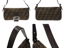 画像をギャラリービューアに読み込む, FENDI フェンディ マンマバケット ワンショルダーバッグ 26424 ズッカ柄 キャンバス レザー ブラウン シルバー金具 美品 中古 4b007498