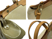 Load image into Gallery viewer, LOUIS VUITTON ルイヴィトン モノグラムヴェルニ ブレアMM M91456 2WAY ハンドバッグ ブロンコライユ ゴールド金具 美品 中古 4b007515