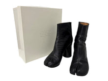 Load image into Gallery viewer, Maison Margiela メゾンマルジェラ タビ ブーツ 足袋 S58WU0161 ブラック 羊革 サイズ38 美品 中古 4b007536