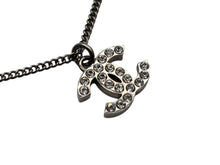 画像をギャラリービューアに読み込む, CHANEL シャネル ココマーク ラインストーン ネックレス 重量4.9g F14V刻印 メタル シルバー 美品 中古 4b007585