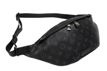 画像をギャラリービューアに読み込む, 極美品 LOUIS VUITTON ルイヴィトン ディスカバリー バムバッグ M44336 モノグラムエクリプス ブラック メタルブラック金具 中古 4b007604