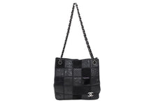 画像をギャラリービューアに読み込む, 極美品 CHANEL シャネル トートバッグ チョコバー アイコン 10番台 レザー 異素材MIX ブラック シルバー金具 中古 4b007619