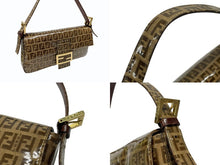 画像をギャラリービューアに読み込む, 極美品 FENDI フェンディ ズッキーノ柄 マンマバケット ワンショルダーバッグ エナメル レザー ブラウン ベージュ ゴールド金具 中古 4b007627