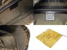 画像をギャラリービューアに読み込む, FENDI フェンディ マンマバケット ワンショルダーバッグ 26424 ズッカ柄 キャンバス レザー ブラウン シルバー金具 美品 中古 4b007629