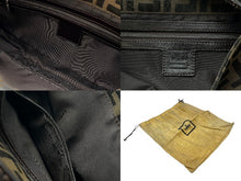 画像をギャラリービューアに読み込む, 極美品 FENDI フェンディ マンマバケット ワンショルダーバッグ ズッカ柄 キャンバス レザー ブラウン シルバー金具 中古 4b007630