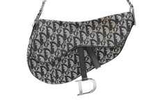Load image into Gallery viewer, Christian Dior クリスチャンディオール ガリアーノ期 トロッター サドルバッグ ブラック シルバー金具 ロゴ 美品 中古 4b007644
